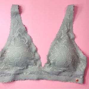 Danskin Sage Green Small Lace Bra Soft Adjustable Strap Intimate bra - NWOT